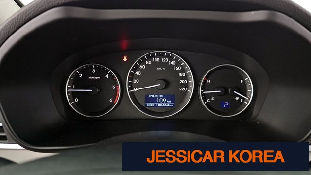 2019 Hyundai The New Grand Starex - Thumbnail 17