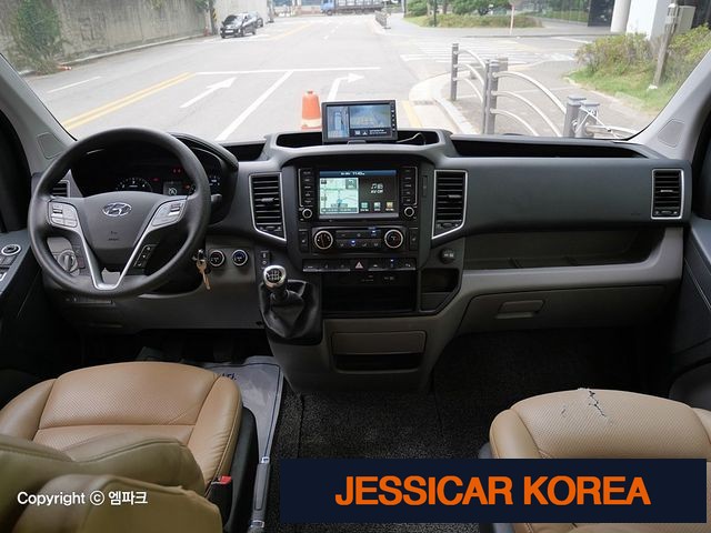 2015 Hyundai Solati - Thumbnail 5