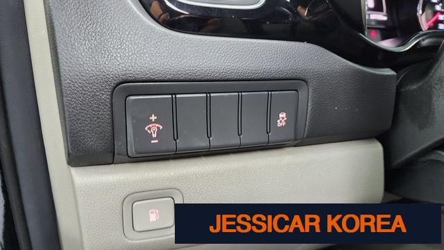 2016 Kia All New Carnival - Thumbnail 13