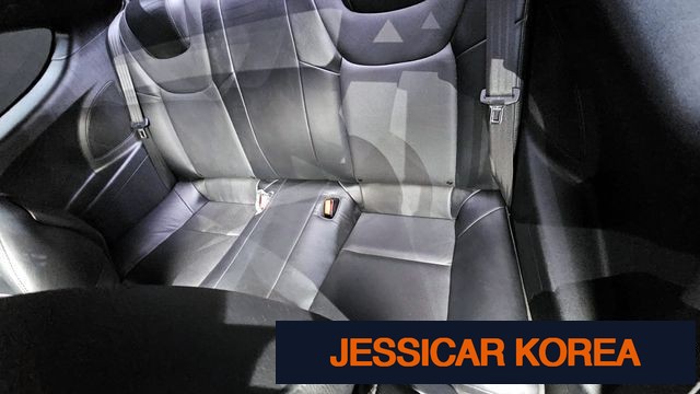 2009 Hyundai Genesis Coupe - Thumbnail 14