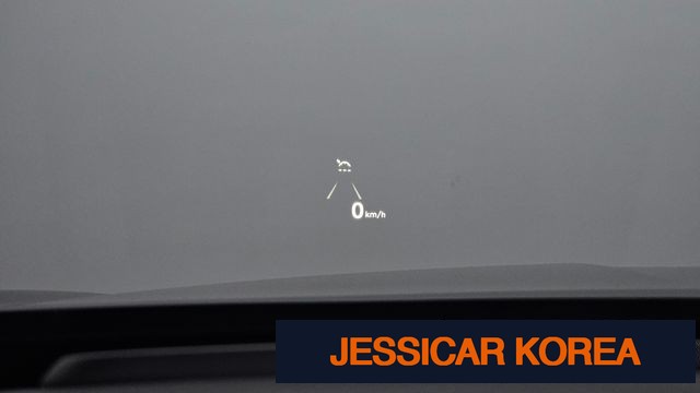 2021 Genesis G90 - Thumbnail 3