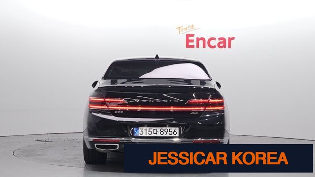 2021 Genesis G90 - Thumbnail 4