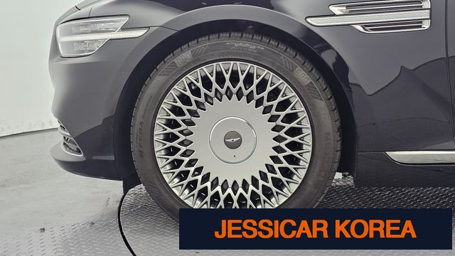 2021 Genesis G90 - Thumbnail 16