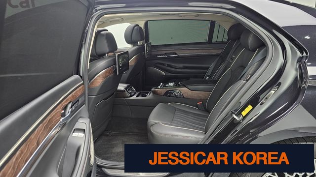 2021 Genesis G90 - Thumbnail 20