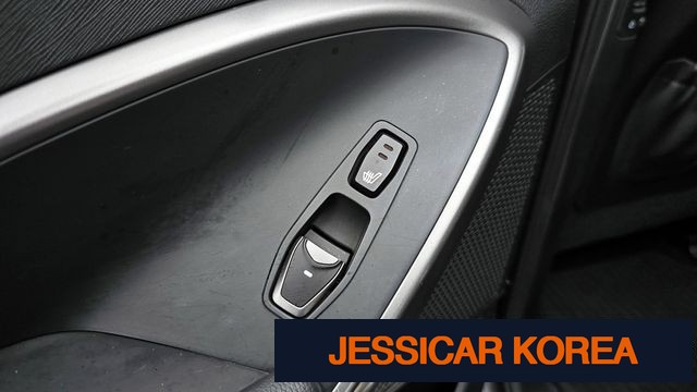 2013 Hyundai Santa Fe DM - Thumbnail 7