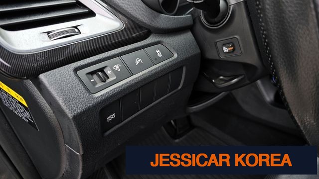 2013 Hyundai Santa Fe DM - Thumbnail 18