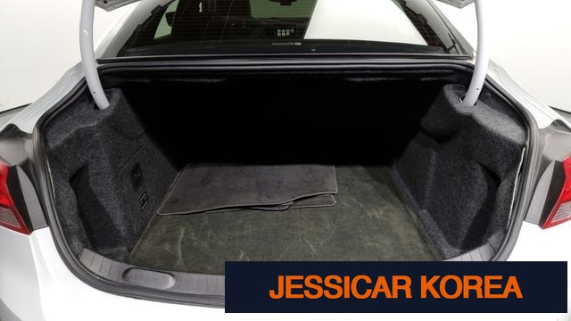 2016 Chevrolet Impala - Thumbnail 20