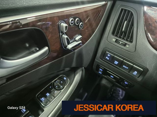 2012 Hyundai Equus (new model) - Thumbnail 15