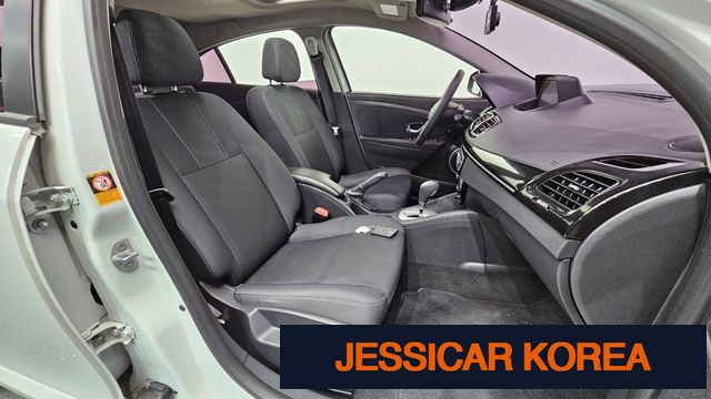 2016 Renault Korea SM3 Neo - Thumbnail 3