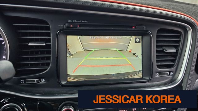 2015 Kia K5 Hybrid - Thumbnail 16