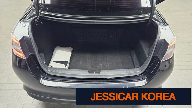 2015 Kia K5 Hybrid - Thumbnail 20