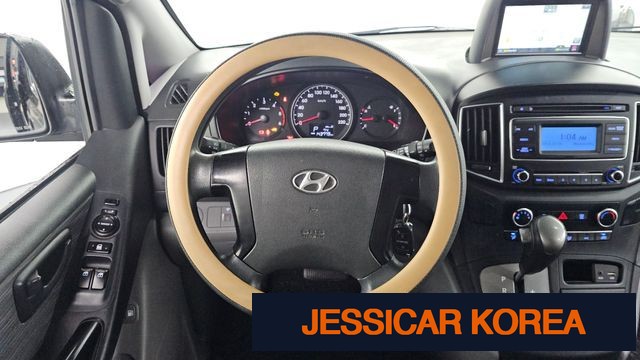 2016 Hyundai Grand Starex - Thumbnail 14