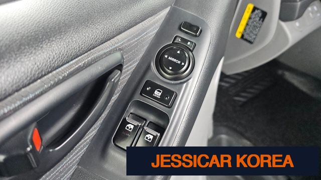 2016 Hyundai Grand Starex - Thumbnail 15