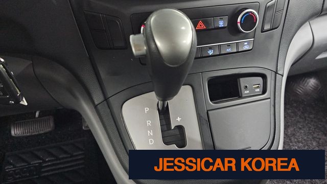 2016 Hyundai Grand Starex - Thumbnail 16