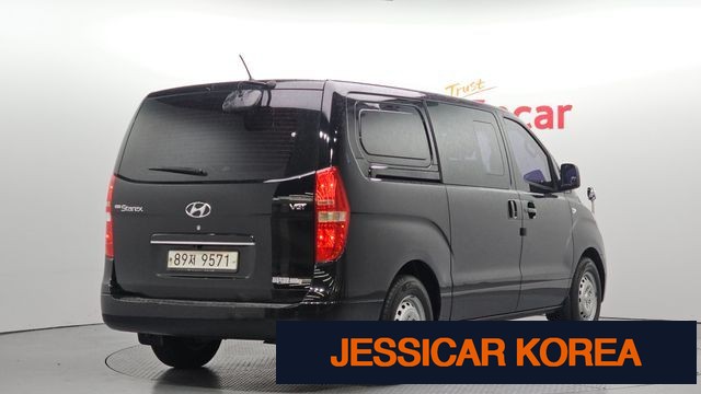 2016 Hyundai Grand Starex - Thumbnail 20