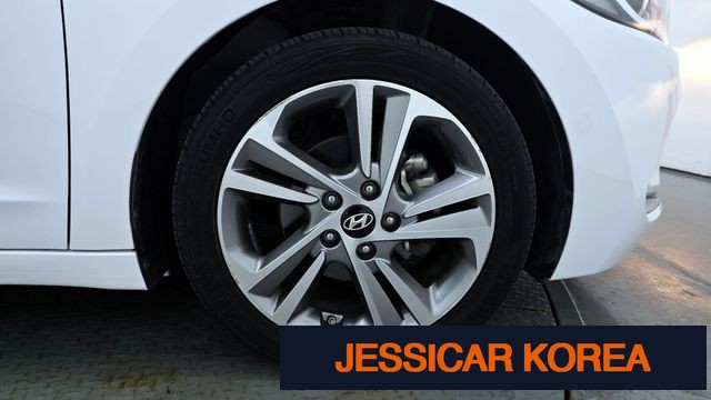 2018 Hyundai Avante AD - Thumbnail 2