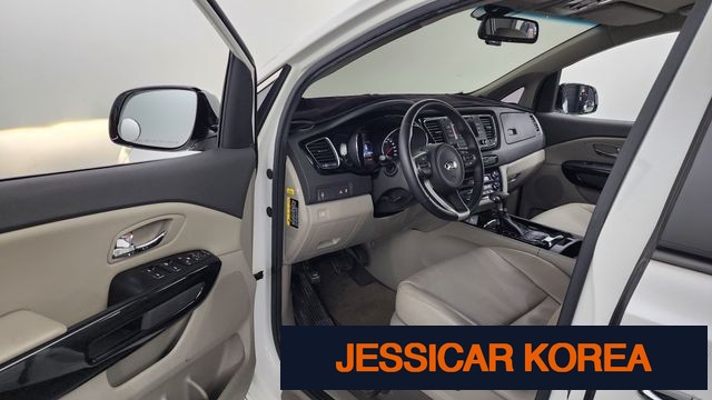 2017 Kia All New Carnival - Thumbnail 9
