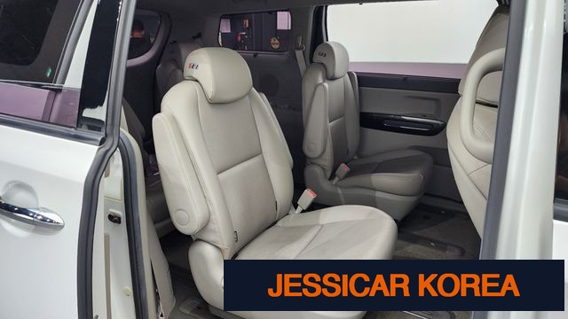 2017 Kia All New Carnival - Thumbnail 10
