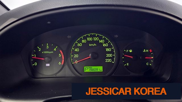 2012 Hyundai Grand Starex - Thumbnail 7