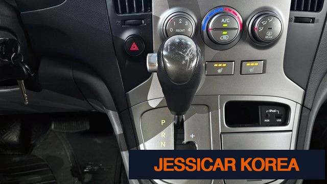 2012 Hyundai Grand Starex - Thumbnail 9