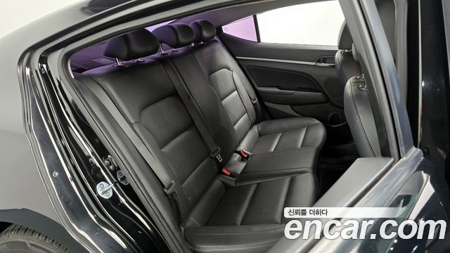 2016 Hyundai 아반떼 AD - Thumbnail 8