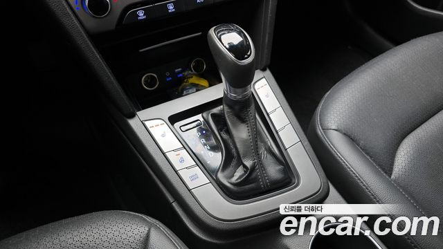 2016 Hyundai 아반떼 AD - Thumbnail 15