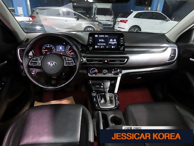 2021 Kia Seltos - Thumbnail 10