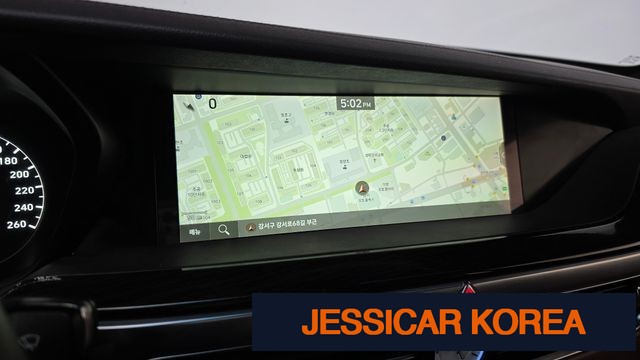 2019 Genesis G90 - Thumbnail 10