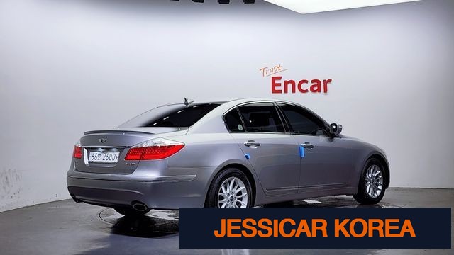 2010 Hyundai Genesis - Thumbnail 11