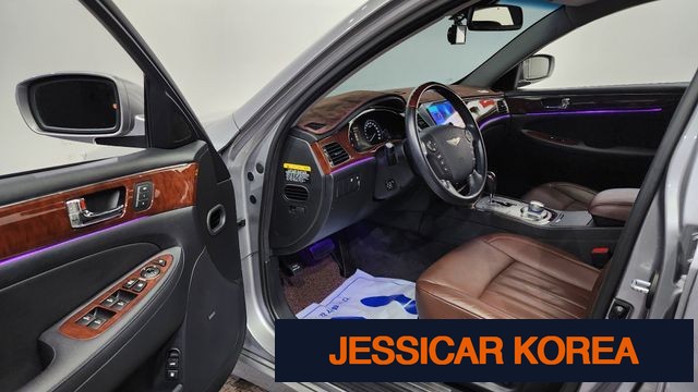 2010 Hyundai Genesis - Thumbnail 12