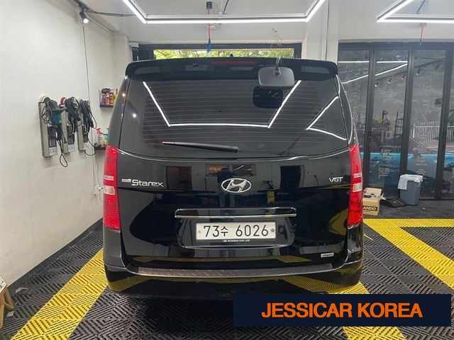 2018 Hyundai The New Grand Starex - Thumbnail 2