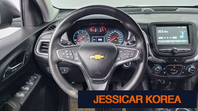2018 Chevrolet Equinox - Thumbnail 10