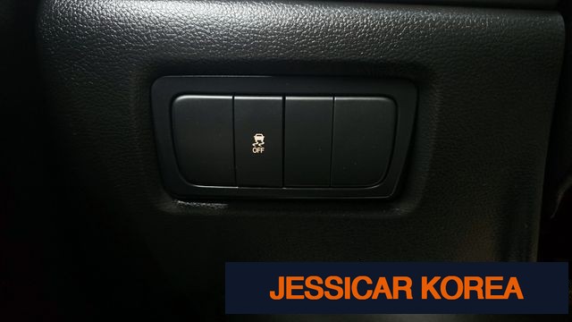 2015 KG Mobility New Korando C - Thumbnail 11