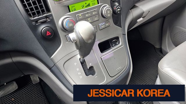 2014 Hyundai Grand Starex - Thumbnail 16