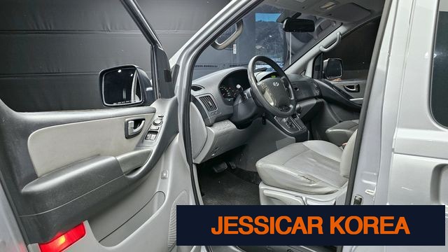 2014 Hyundai Grand Starex - Thumbnail 17