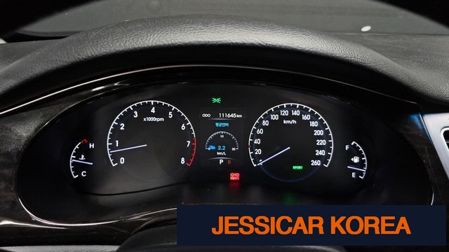 2012 Hyundai Genesis - Thumbnail 17