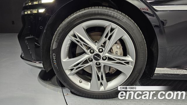 2022 Genesis G90 (RS4) - Thumbnail 9