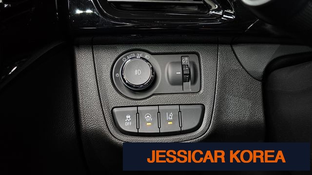 2017 Chevrolet The Next Spark - Thumbnail 2