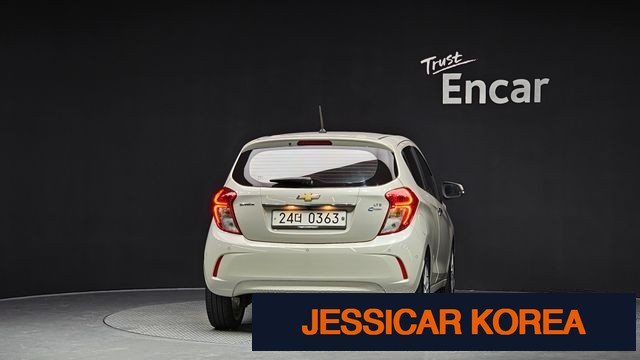2017 Chevrolet The Next Spark - Thumbnail 3