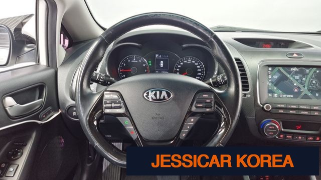 2017 Kia The New K3 - Thumbnail 7