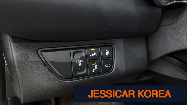 2018 Genesis G70 - Thumbnail 15