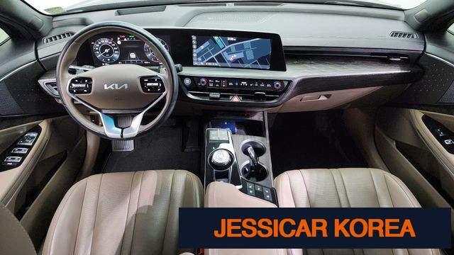 2022 Kia K8 - Thumbnail 7