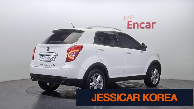 2015 KG Mobility New Korando C - Thumbnail 6