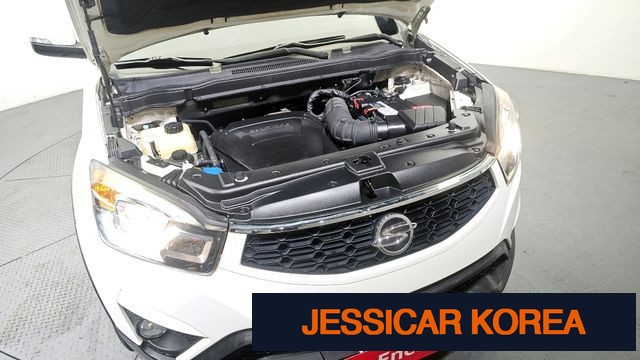 2015 KG Mobility New Korando C - Thumbnail 12