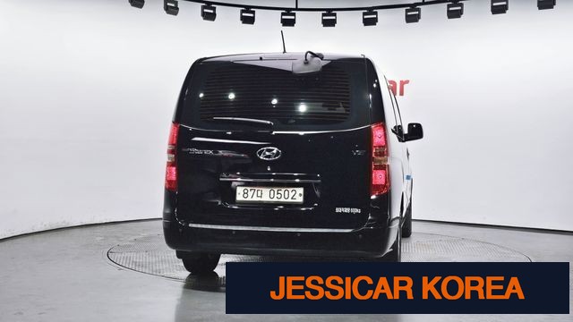 2017 Hyundai Grand Starex - Thumbnail 6