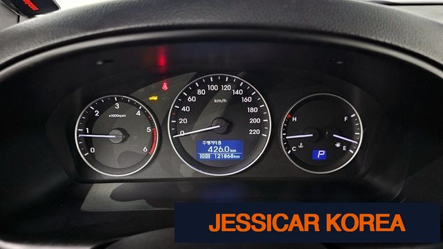 2017 Hyundai Grand Starex - Thumbnail 9
