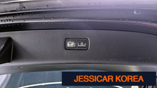 2021 Genesis GV80 - Thumbnail 9