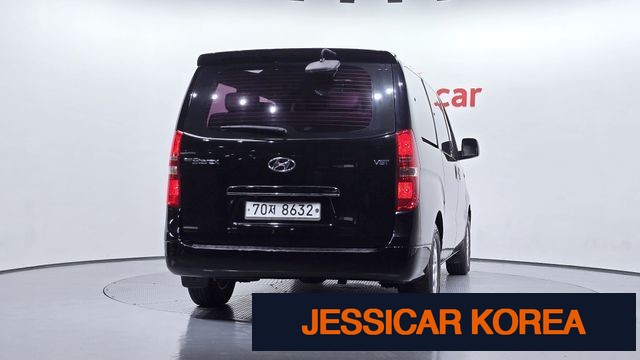 2015 Hyundai Grand Starex - Thumbnail 11