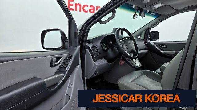 2015 Hyundai Grand Starex - Thumbnail 17
