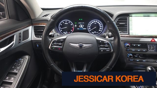 2016 Hyundai Genesis DH - Thumbnail 13